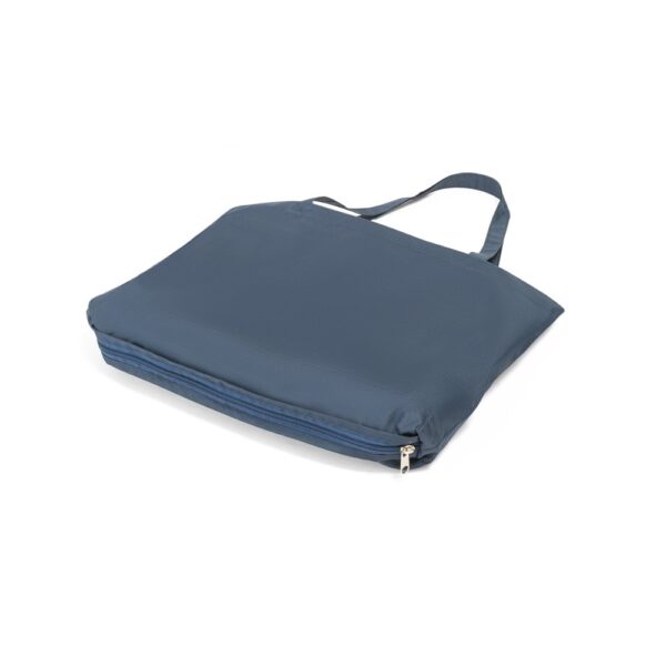 SKYLAR. 2-in-1-Regenschirm mit Einkaufstasche inklusive. Dieser ist aus recyceltem Polyester