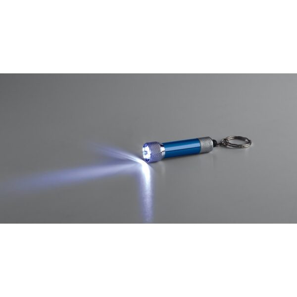 RE-LERGAN. Schlüsselanhänger aus Aluminium (92% recycelt) mit 3-Licht-LED-Taschenlampe
